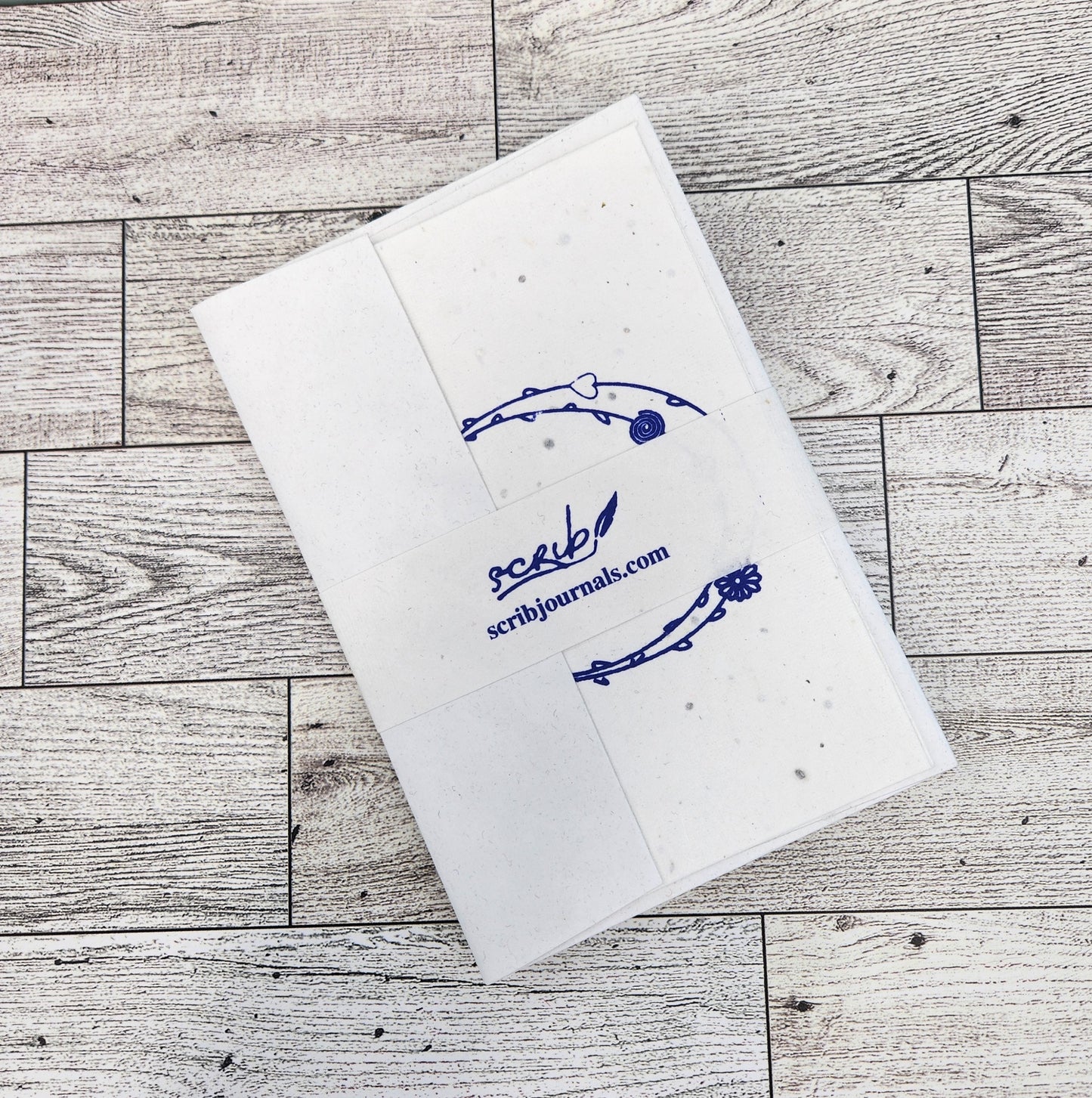Handmade 4x6 Blank Inside Card - Wildflower Seed Embedded Paper - Vine with Bee Design